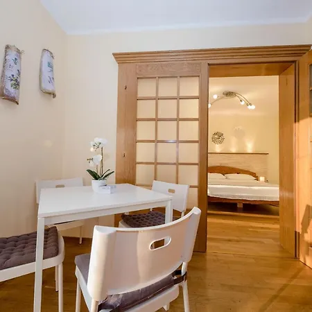 Spomenka Zvonko Apartment *