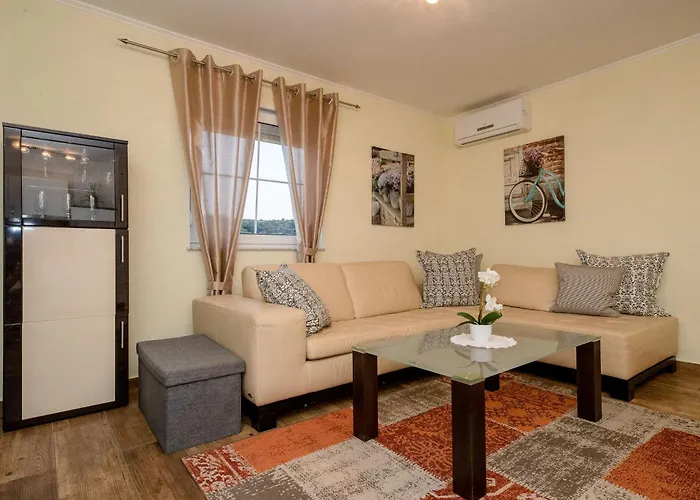 Spomenka Zvonko Apartman