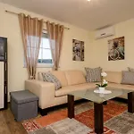 Spomenka Zvonko Apartment