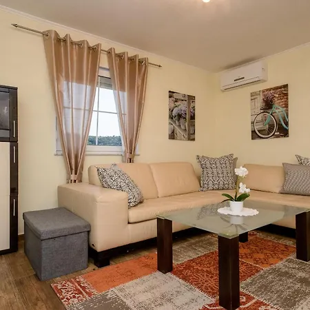 Spomenka Zvonko Apartament