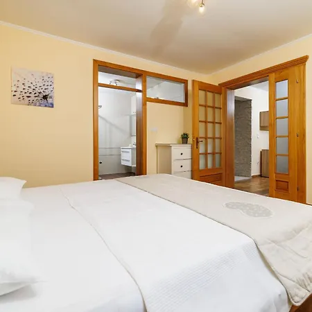 Spomenka Zvonko Apartament *