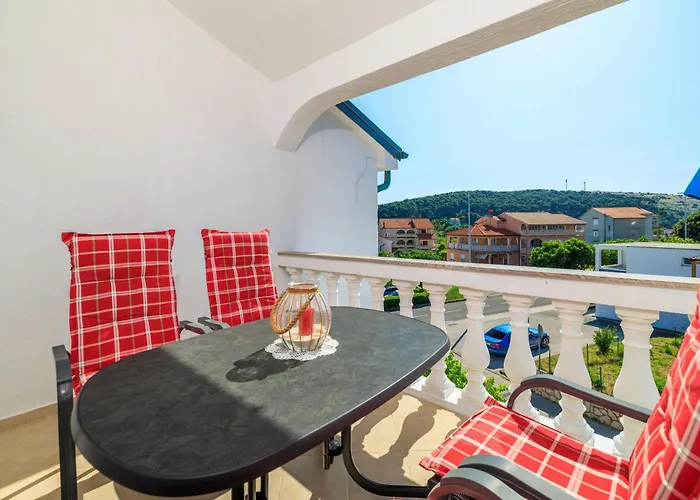 Spomenka Zvonko Apartment *